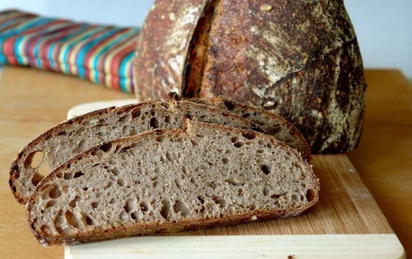 Pane Di Segale Fatto In Casa Ecco Come Fare Il Pane Di Segale Ricetta